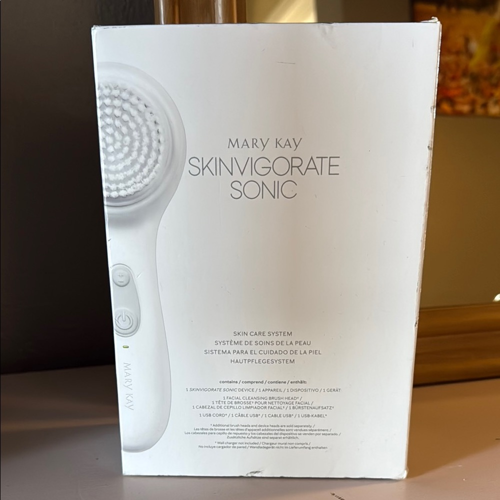Mary Kay Skinvigorate Sonic in White